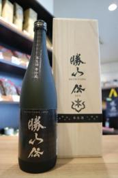 勝山　純米大吟醸　伝　本生酒　720ml