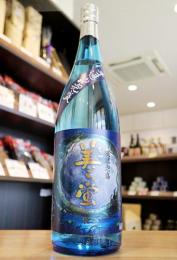 久米島　美ら蛍　古酒　泡盛　30度　1800ml