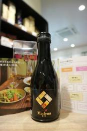 一ノ蔵　Madena(までな)　酒精強化清酒・長期熟成　クリアケース入　180ml