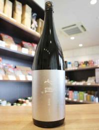七田　純米吟醸　13　1800ml(銀)
