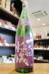 一白水成　純米吟醸　雄町　1800ml