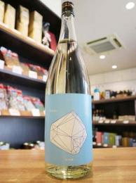 天美　TENBI　純米吟醸　蒼(あおい)　1800ml