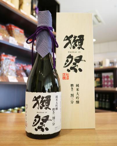 獺祭 純米大吟醸 磨き二割三分 木箱 720ml | 日本酒・地酒 自然派